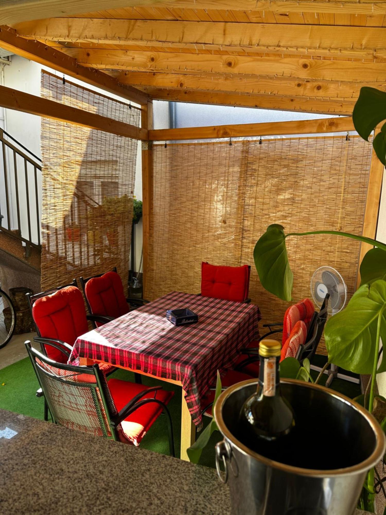 Guest House Nana Mostar Exterior foto