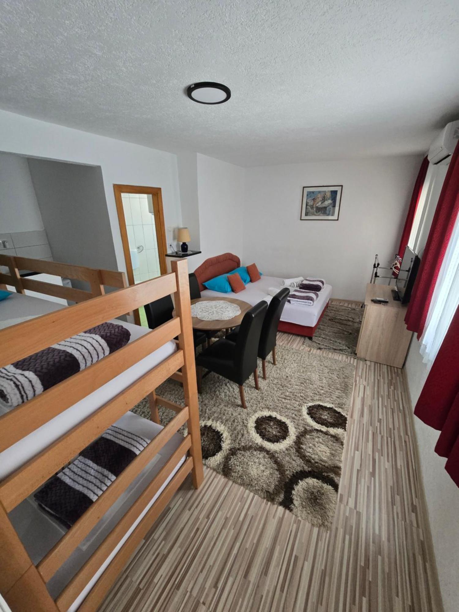 Guest House Nana Mostar Exterior foto